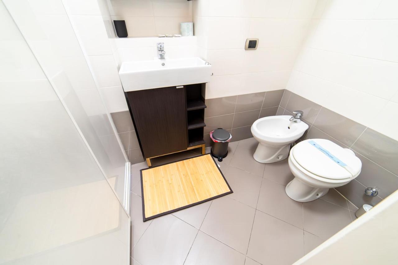 Hbhall Sempione Apartment Mediolan Zewnętrze zdjęcie